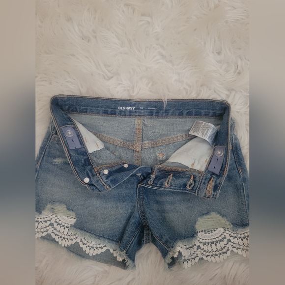 Old Navy-girls-distressed crochet detail denim jean shorts high rise button fly - Picture 5 of 7